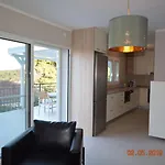 Villa Sealodge: Luxurious Beachfront With Private Pool And Sea Views Rogac