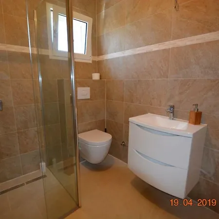 Dreamlodge - Luxe Dalmatian Villa, Private Pool, Parking, Mooring, Breathtaking Sea & Mountain View, At 150 M From Idyllic Private *