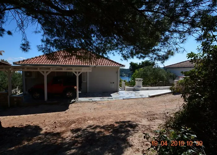 Dreamlodge - Luxe Dalmatian Villa, Private Pool, Parking, Mooring, Breathtaking Sea & Mountain View, At 150 M From Idyllic Private *