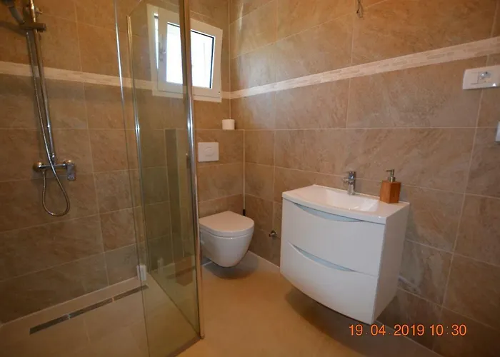 Dreamlodge - Luxe Dalmatian Villa, Private Pool, Parking, Mooring, Breathtaking Sea & Mountain View, At 150 M From Idyllic Private *