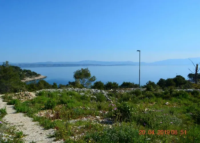 Dreamlodge - Luxe Dalmatian Villa, Private Pool, Parking, Mooring, Breathtaking Sea & Mountain View, At 150 M From Idyllic Private וילה Rogač