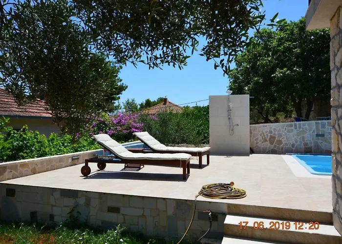 Dreamlodge - Luxe Dalmatian Villa, Private Pool, Parking, Mooring, Breathtaking Sea & Mountain View, At 150 M From Idyllic Private * Rogač